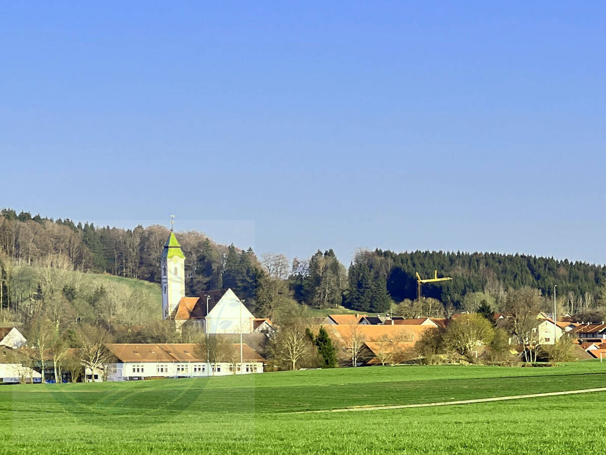 Sehr ansprechendes Einfamilienhaus auf dem Lande  – großzügiges Grundstück, 87677 Stöttwang
