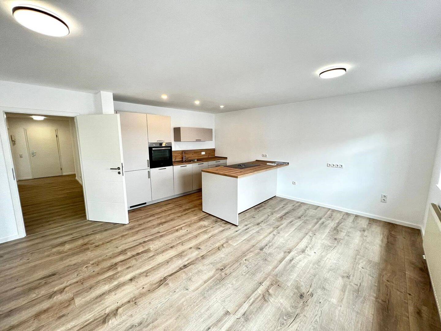 Trippstadt – Sanierte, helle 3 Zimmer Wohnung mit Stellplatz, 67705 Trippstadt