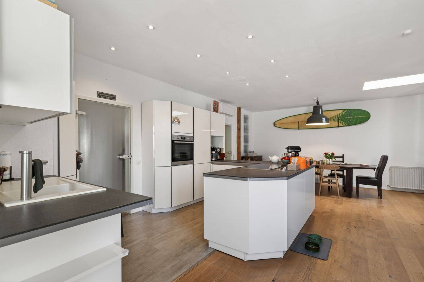 Altbau trifft Moderne – attraktive 4-Zimmer-Wohnung in denkmalgeschütztem Haus in zentraler Lage, 76133 Karlsruhe
