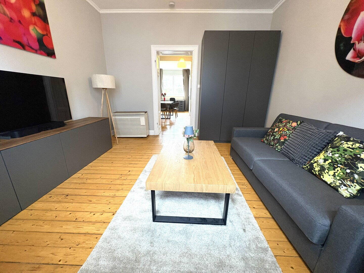 ERSTBEZUG: VOLLMÖBLIERTE 3-RAUM- GRÜNDERZEIT-SMARTHOMES IN CITY- BESTLAGE – 51379 Leverkusen – Vorschaubild 3