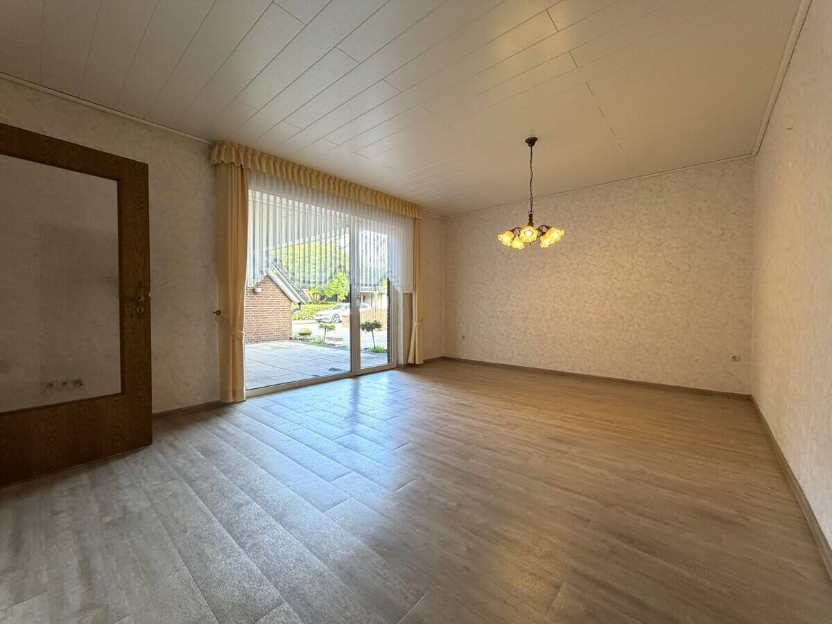 Familien aufgepasst: Großes Einfamilienhaus in Achternmeer zu verkaufen!, 26203 Wardenburg