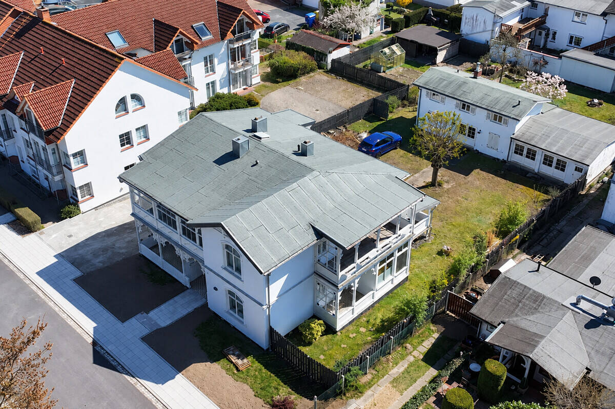 Villa in Sellin // Mit repräsentativem Hinterhaus für Gewerbe (Praxis, Kanzlei etc.) // Strandnah, 18586 Sellin
