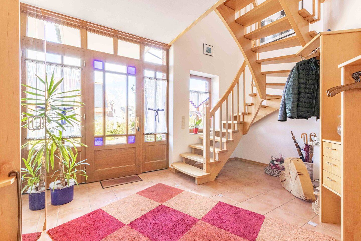 Exklusives Architektenhaus mit Naturblick in bevorzugter Lage !, 26810 Westoverledingen