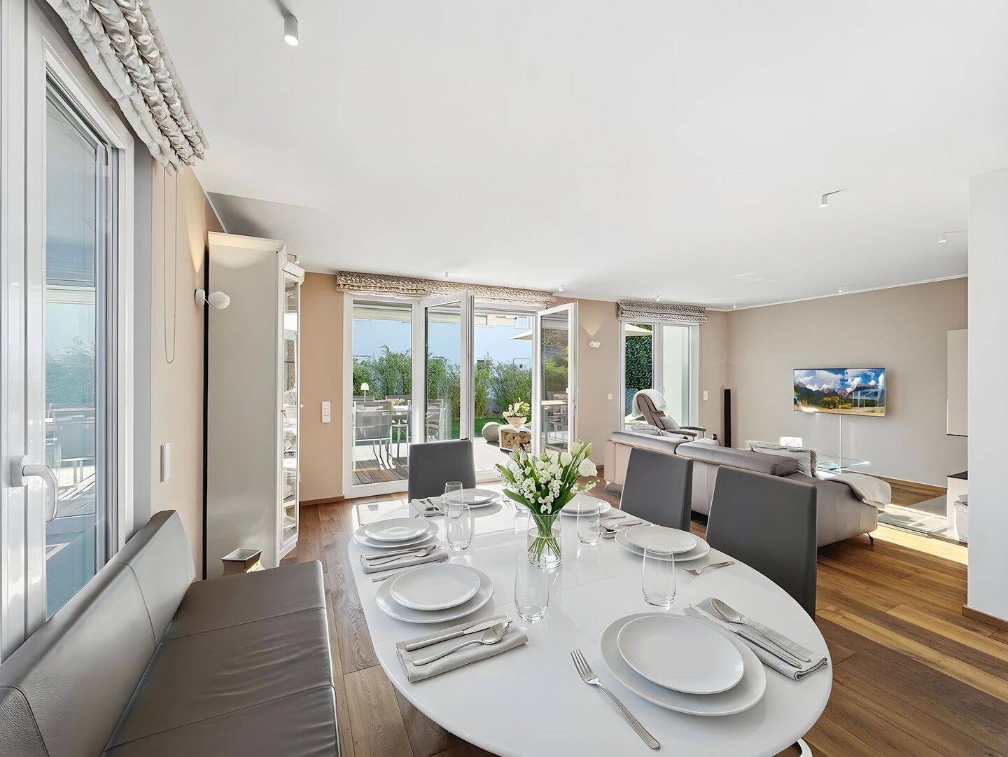 “RUHIG SONNIG MODERN”: Idyllische Garten-Maisonette-Wohnung zum Wohlfühlen, 82205 Gilching