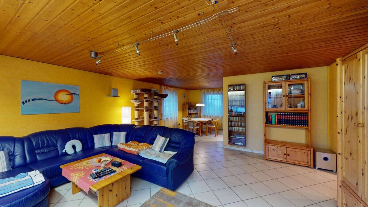 *** Großzügige 3,5-Zimmerwohnung mit Balkon, EBK und Garage ***, 74379 Ingersheim