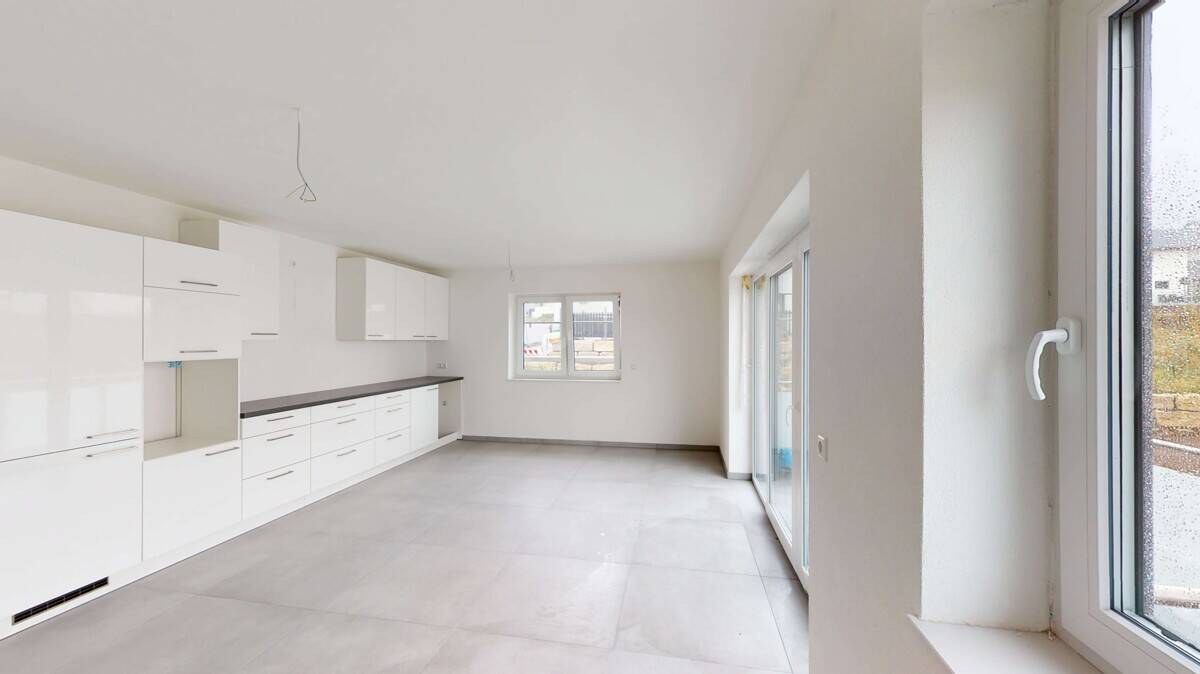 *** Helle 3,5-Zimmerwohnung mit Balkon und Stellplätzen ***, 74397 Pfaffenhofen