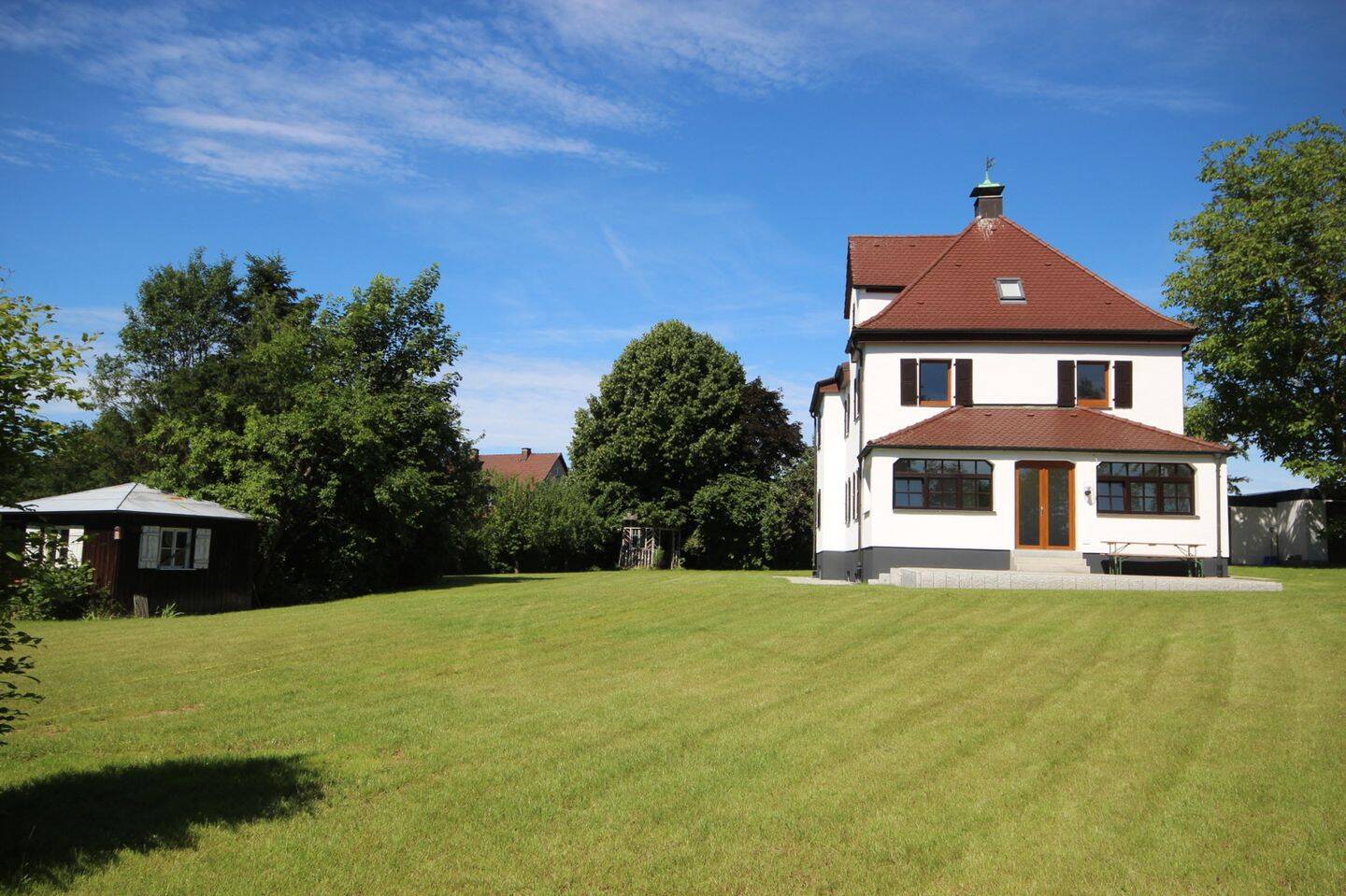 Herrschaftliches Anwesen auf parkähnlichem Grund, 92348 Berg b. Neumarkt i.d. OPf. (Berg)