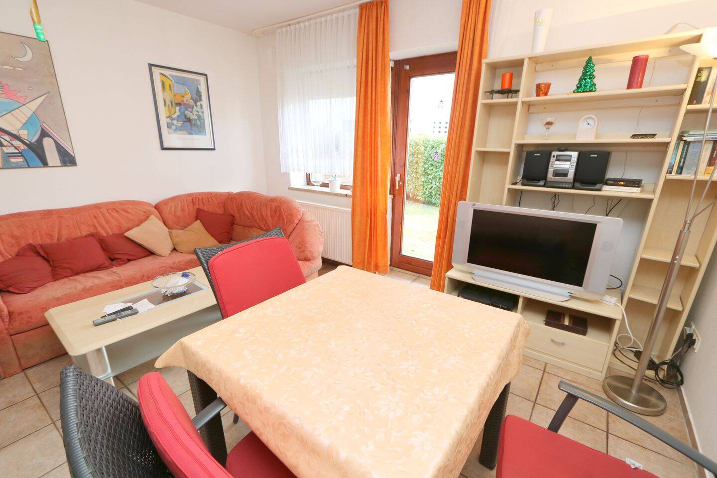 Sofort bezugsbereit! Möblierte 2-Zi.-Wohnung im EG mit Terrasse, Gemeinschaftsgarten und Stellplatz, 23743 Grömitz