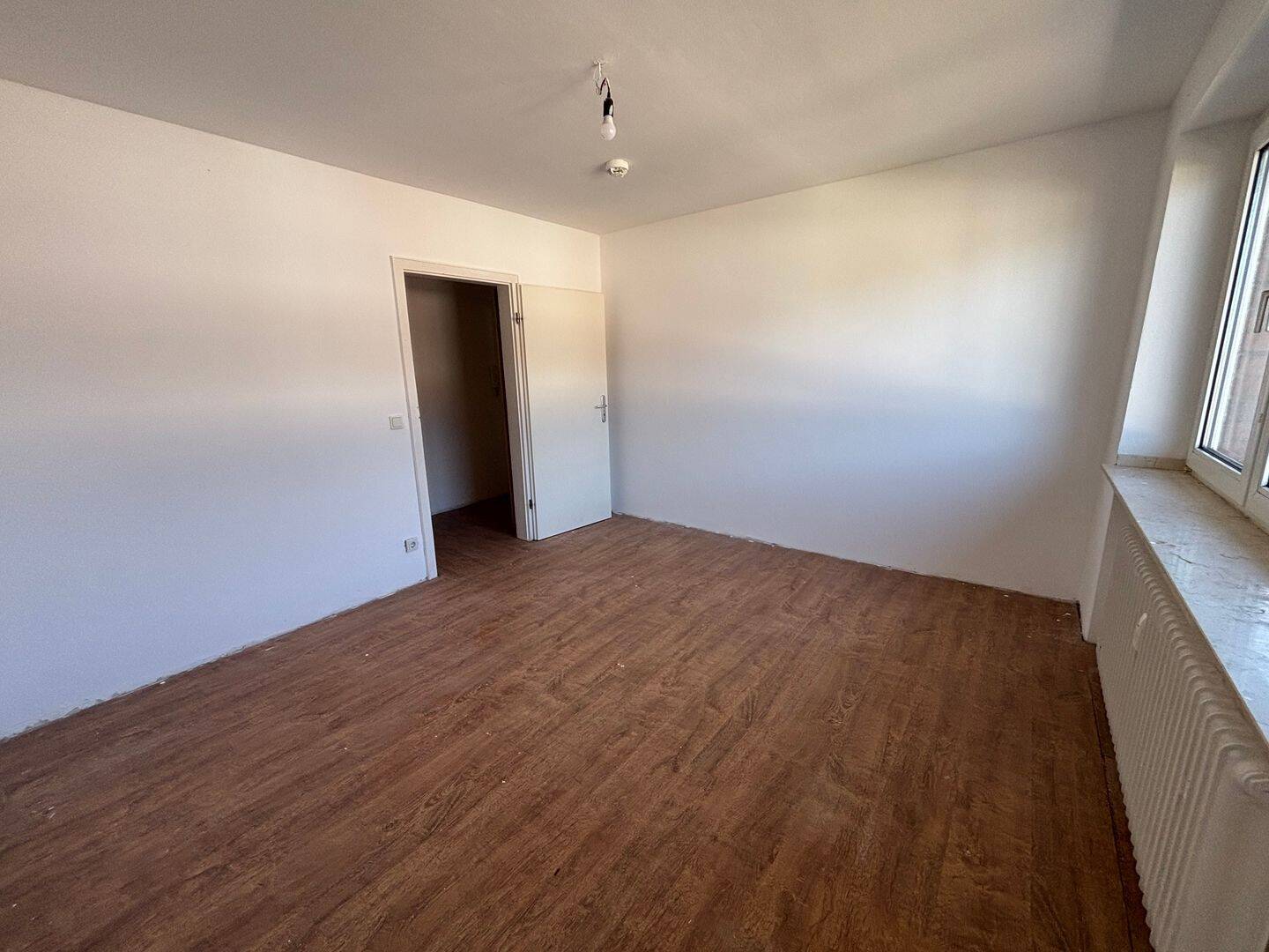 gut geschnittene 2 Zimmer Wohnung mit Balkon, 46459 Rees