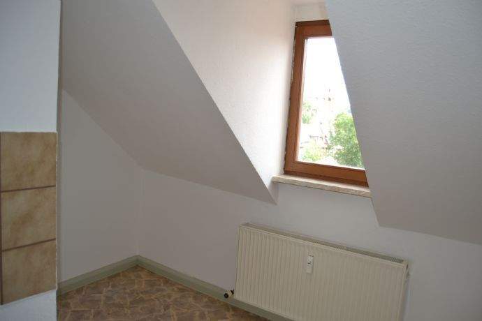 Praktische 1 1/2 – Zimmer-Wohnung in Saalfeld – Zentrum –, 7318 Saalfeld/Saale