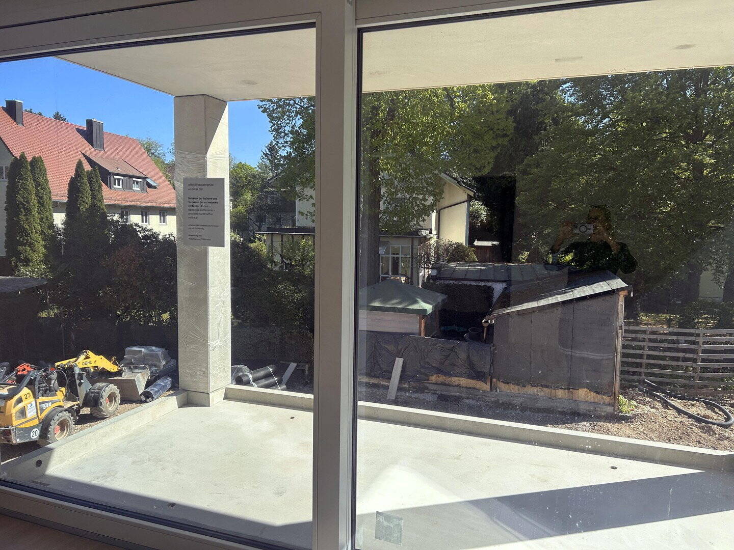 Erstbezug 2026: Helle 2-Zi.-Wohnung in ruhiger Villenlage – Balkon ins Grüne, hohe Decken, TG – München – Vorschaubild 3