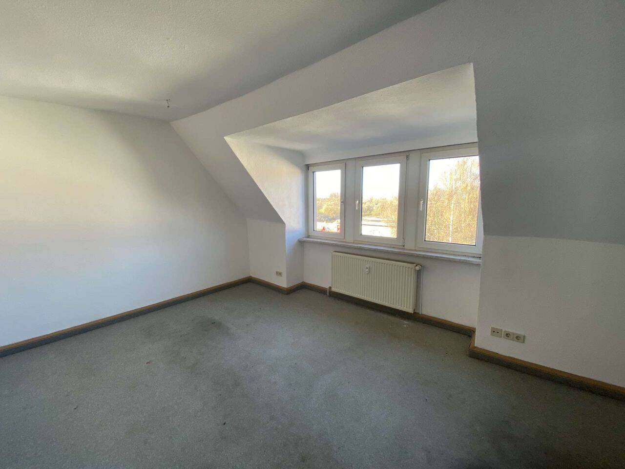 Helle 2-Raum Eigentumswohnung in Groitzsch zu verkaufen., 4539 Groitzsch
