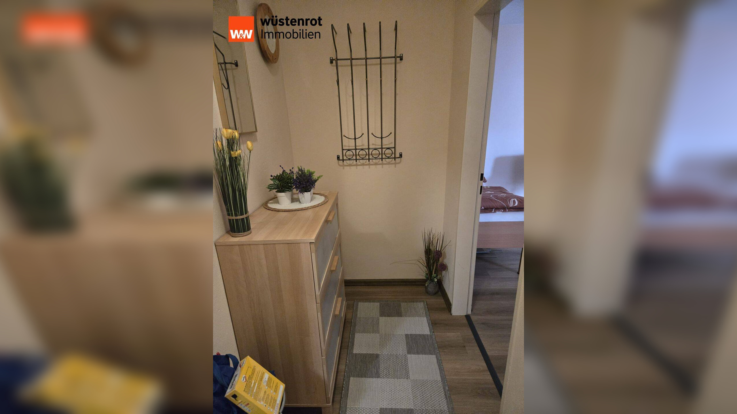 Möbliertes City-Studio mit Loggia & Skylineblick in Frankfurt-Bockenheim, 60486 Frankfurt am Main (Bockenheim Gallus Rödelheim Westend-Süd)