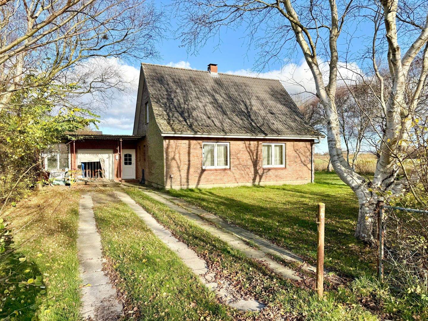Modernisiertes Haus mit großem Garten, 25924 Klanxbüll