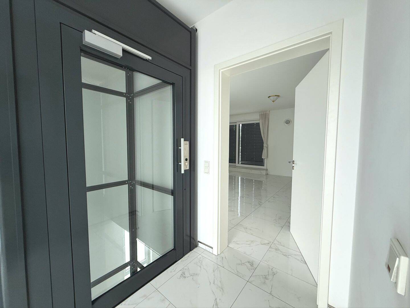 Exklusives Stadthaus in Homburg-Altstadt – Neubau 2013 | Aufzug | 2 Garagen | flexibel nutzbar, 66424 Homburg