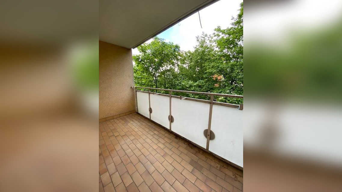 Sanierte 3 Zimmer Wohnung mit Balkon in bester Lage Dietzenbach, 63128 Dietzenbach