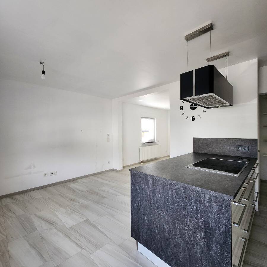 Attraktiv modernisierte Doppelhaushälfte mit hohem Wohnkomfort in Katzenbach, 66882 Hütschenhausen