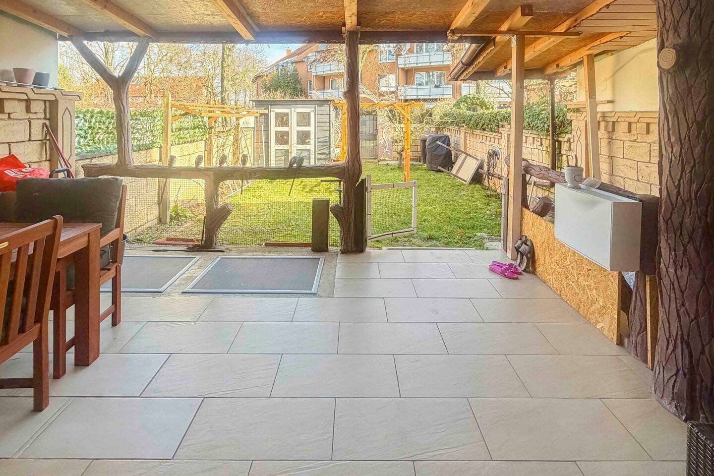 Viel Raum für Ihre Familie: Top gepflegtes Rheinmittelhaus im Kölner Norden., 50765 Köln (Chorweiler Blumenberg Esch Esch/Auweiler Volkhoven/Weiler)