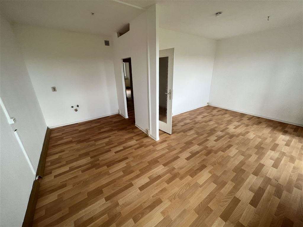 Gemütlich ins neue Heim, 98527 Suhl (Suhl)