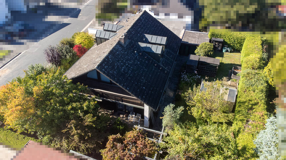 Familienfreundliches Wohnhaus mit Balkon, Terrasse und Einliegerwohnung, 92253 Schnaittenbach