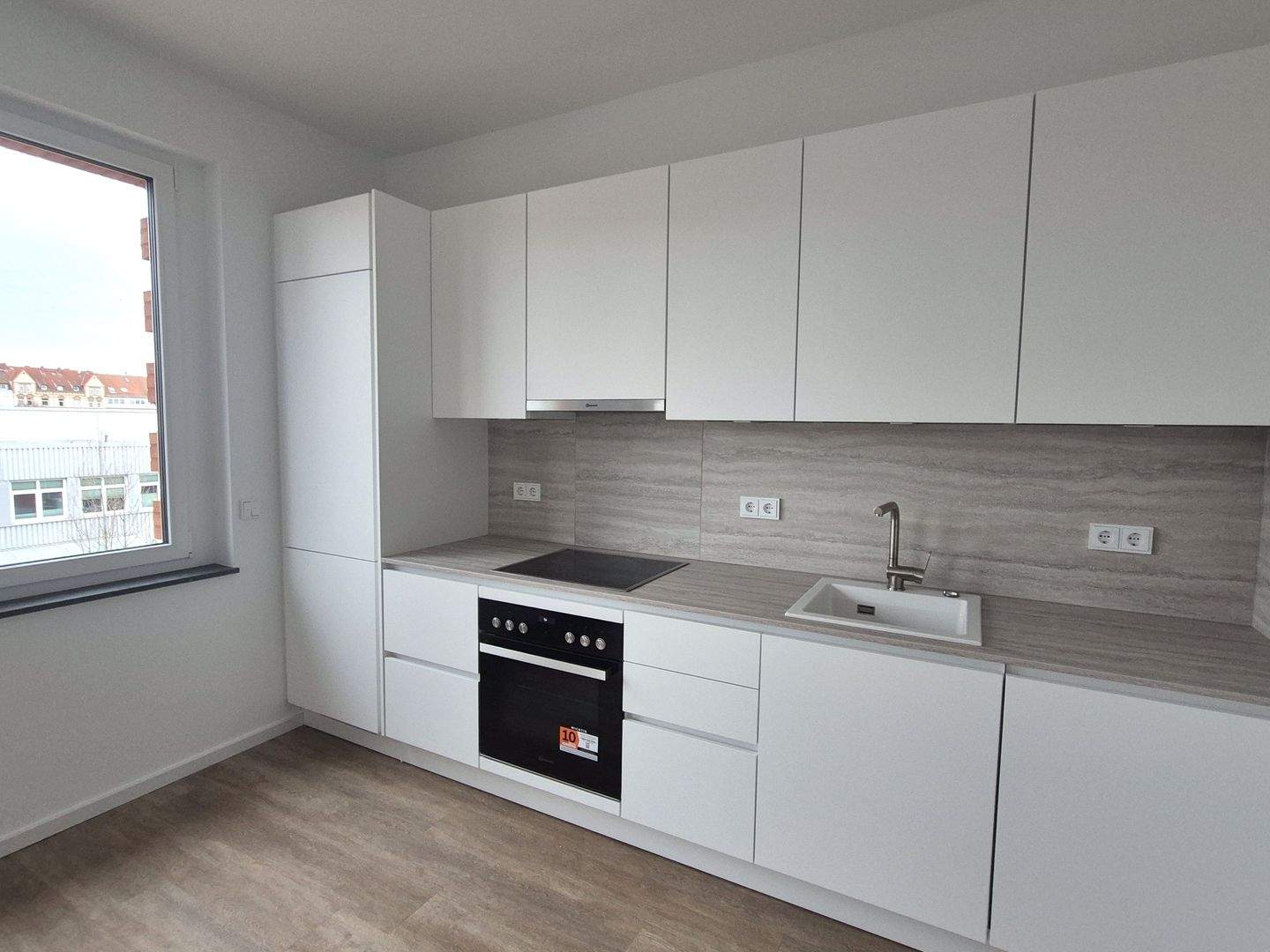 Modernes Wohnen in Vahrenwald-List – Erstbezug mit Loggia, Einbauküche & barrierefrei – Hannover – Vorschaubild 3