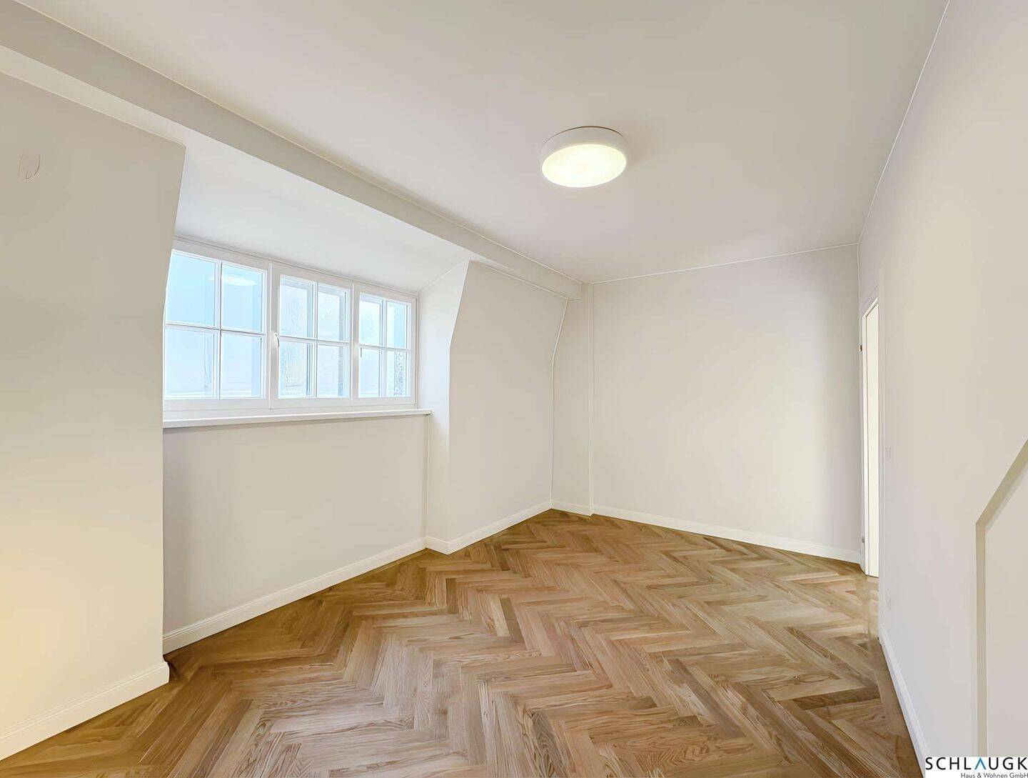 Wohnen mit Geschichte – Altbau-Villa auf 145m² – sofort bezugsfrei nach Sanierung, 82166 Gräfelfing