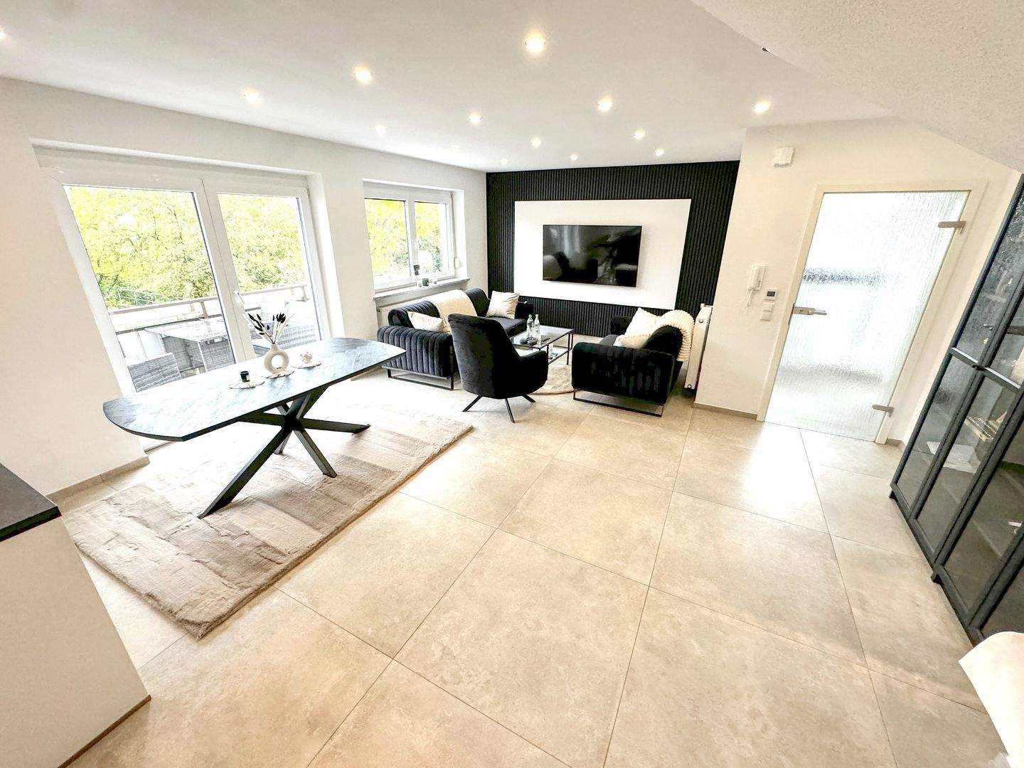 Top-Preis: Exklusive Maisonettewohnung in Weidach inklusive hochwertiger Küche und TG-Stellplatz, 87471 Durach