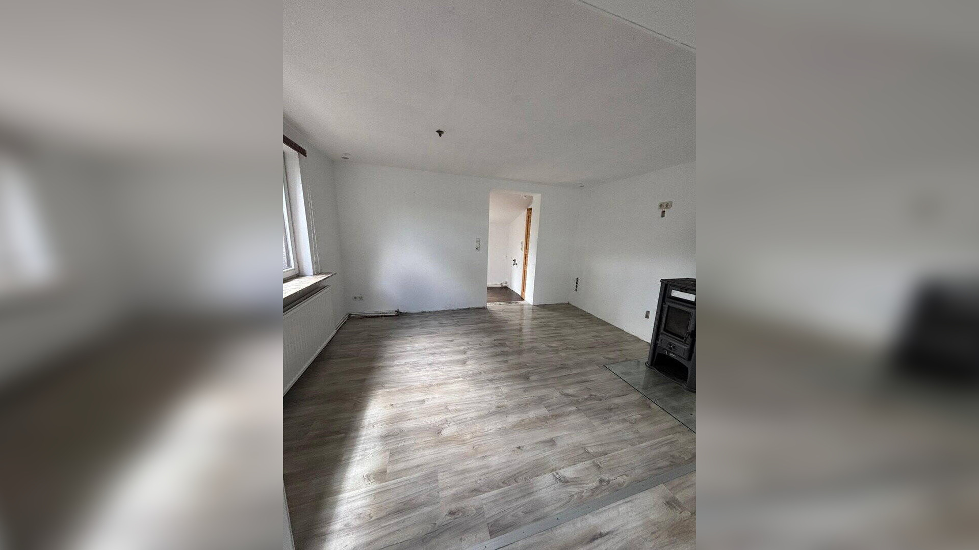 Renovierungsbedürftiges Zweifamilienhaus in idyllischer Feldlage mit großem Grundstück, 24306 Bösdorf