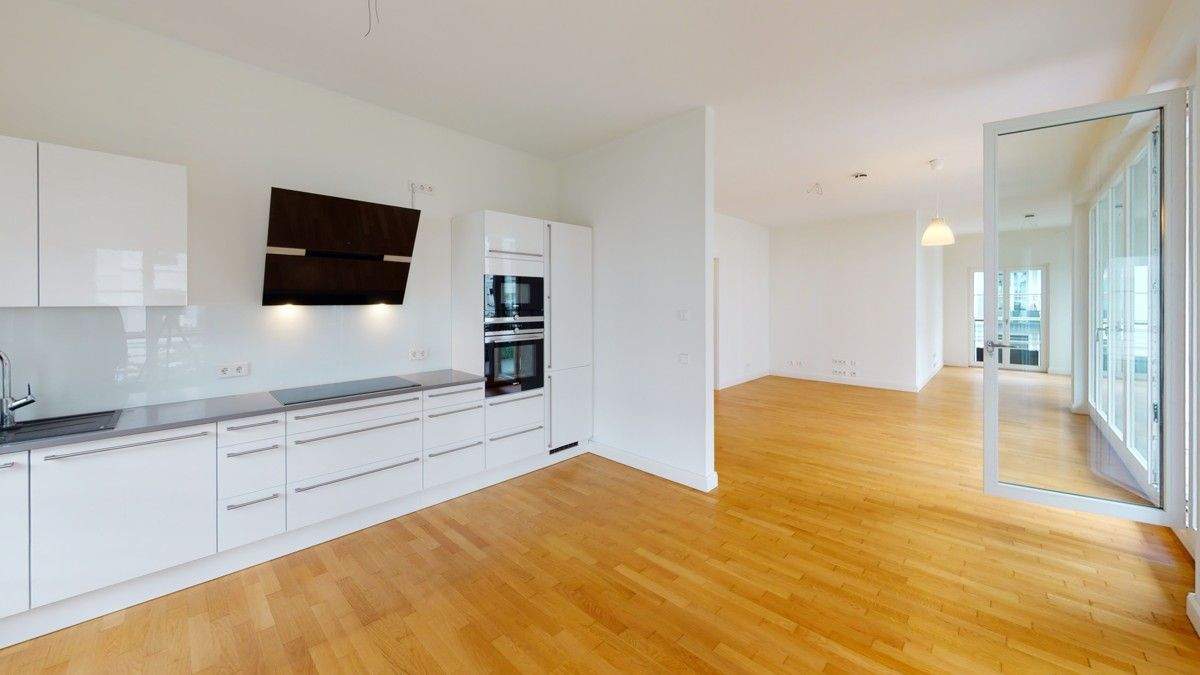 IMPOSANTE RESIDENZ ZWISCHEN HISTORIE UND MODERNE – WOHNEN IM ANDREAS QUARTIER, 40213 Düsseldorf
