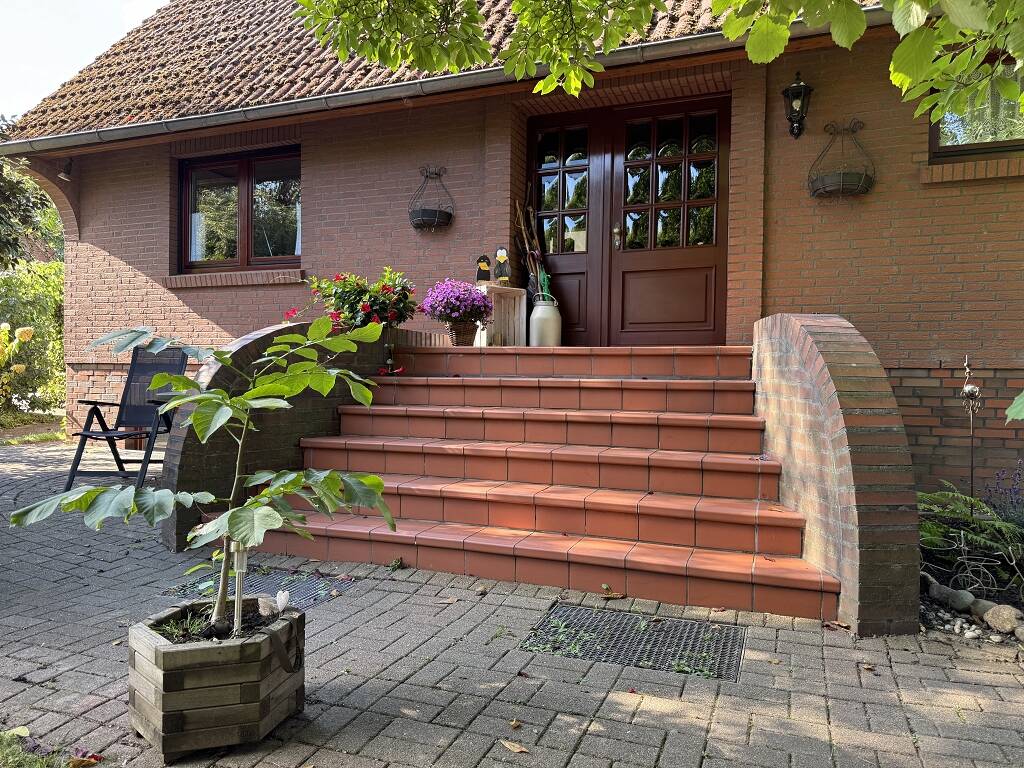 ### sehr gepflegte 4-2/2-Zimmer-Eigentumswohnung mit Vollkeller in Elstorf ###, 21629 Neu Wulmstorf