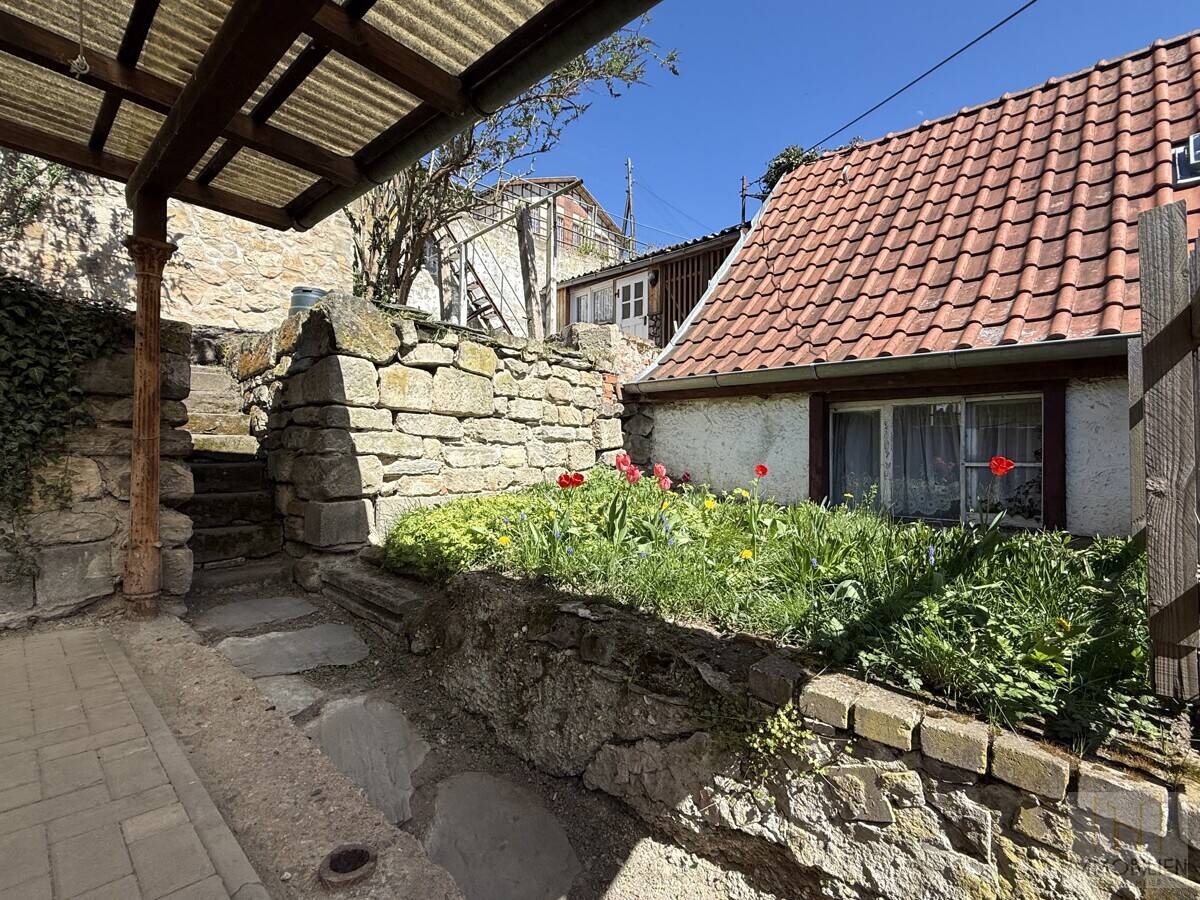 Vermieten, entwickeln oder neu denken – Immobilienensemble mit Potenzial, 7422 Bad Blankenburg