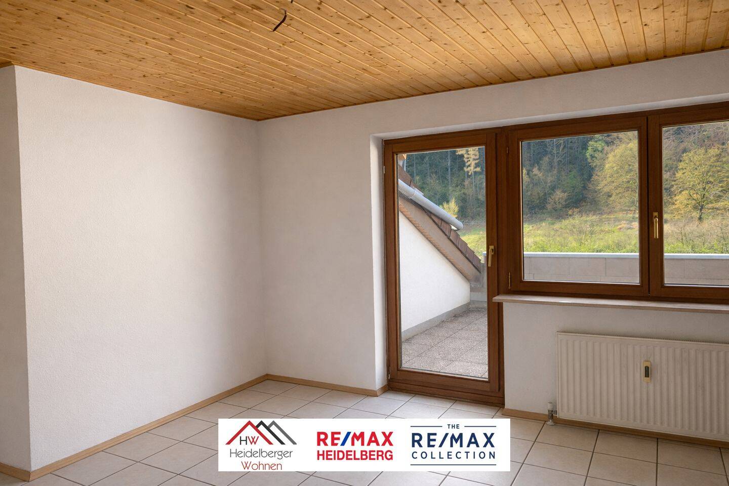 BIETERVERFAHREN: Panoramablick ins Neckartal – großzügige Dachgeschoss-Wohnung mit Dachterrasse, 69118 Heidelberg (Peterstal Schlierbach Ziegelhausen)