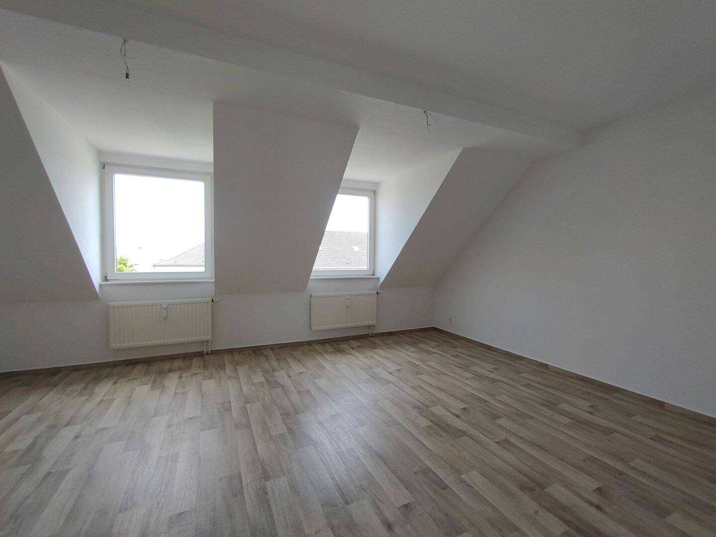 Helle 1-Zimmer Wohnung mit Einbauküche, 14712 Rathenow
