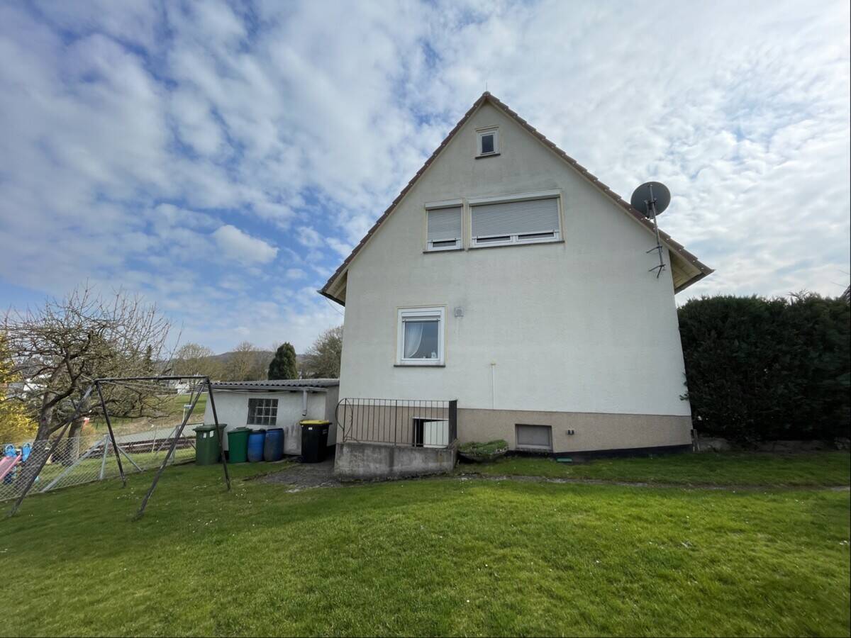 Gepflegtes Einfamilienhaus in gefragter Lage von Habichtswald-Dörnberg, 34317 Habichtswald