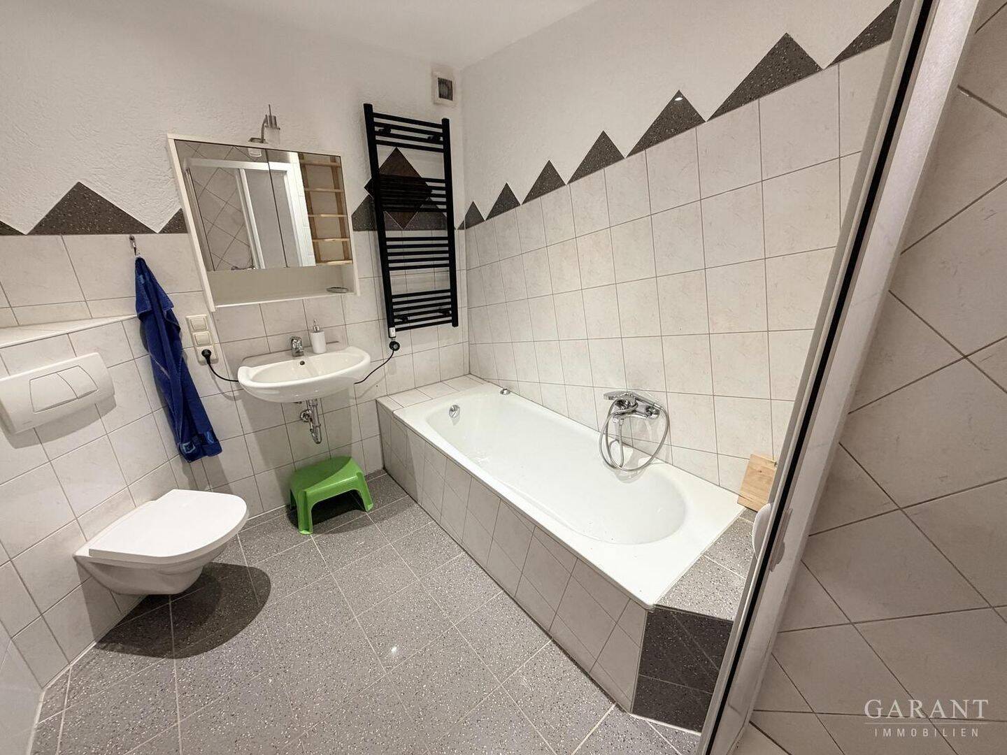 Charmantes Einfamilienhaus mit Scheune und Ausbaupotenzial, 74238 Krautheim