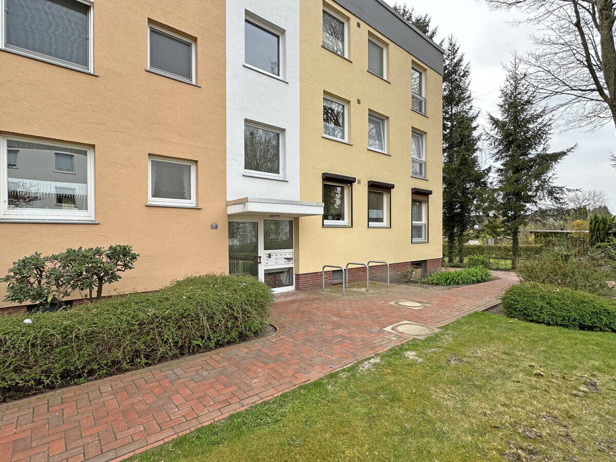 Schön geschnittene 4-Zimmer Wohnung, 25335 Elmshorn