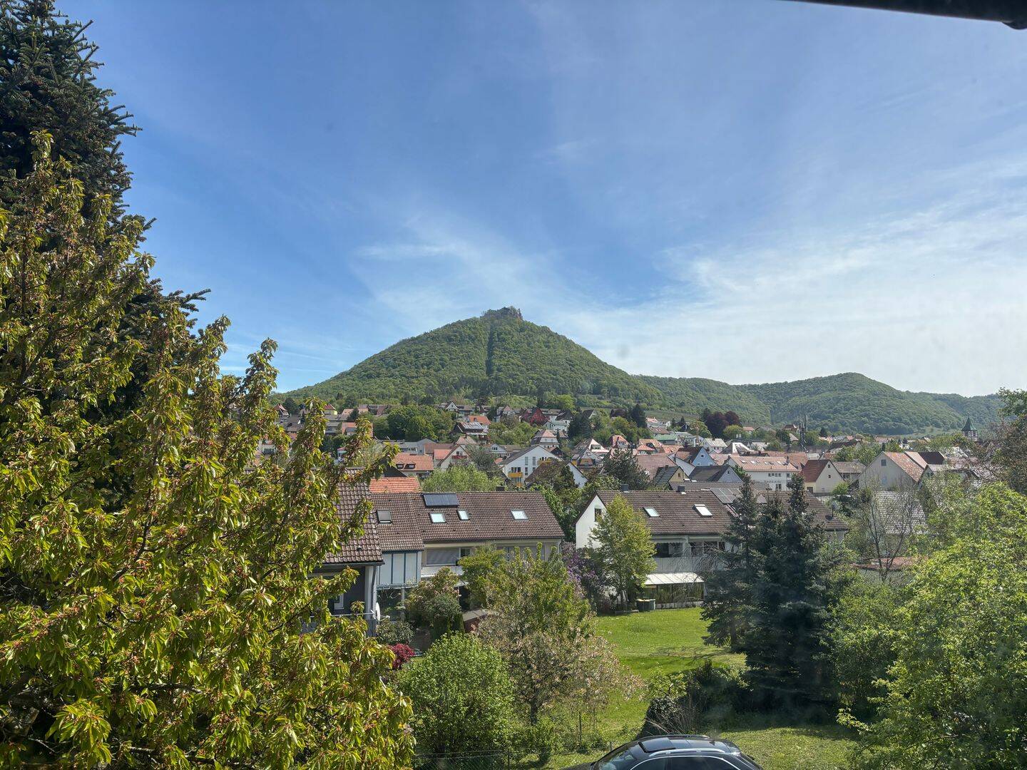 Einfamilienhaus mit zwei Flurstücken, 72639 Neuffen