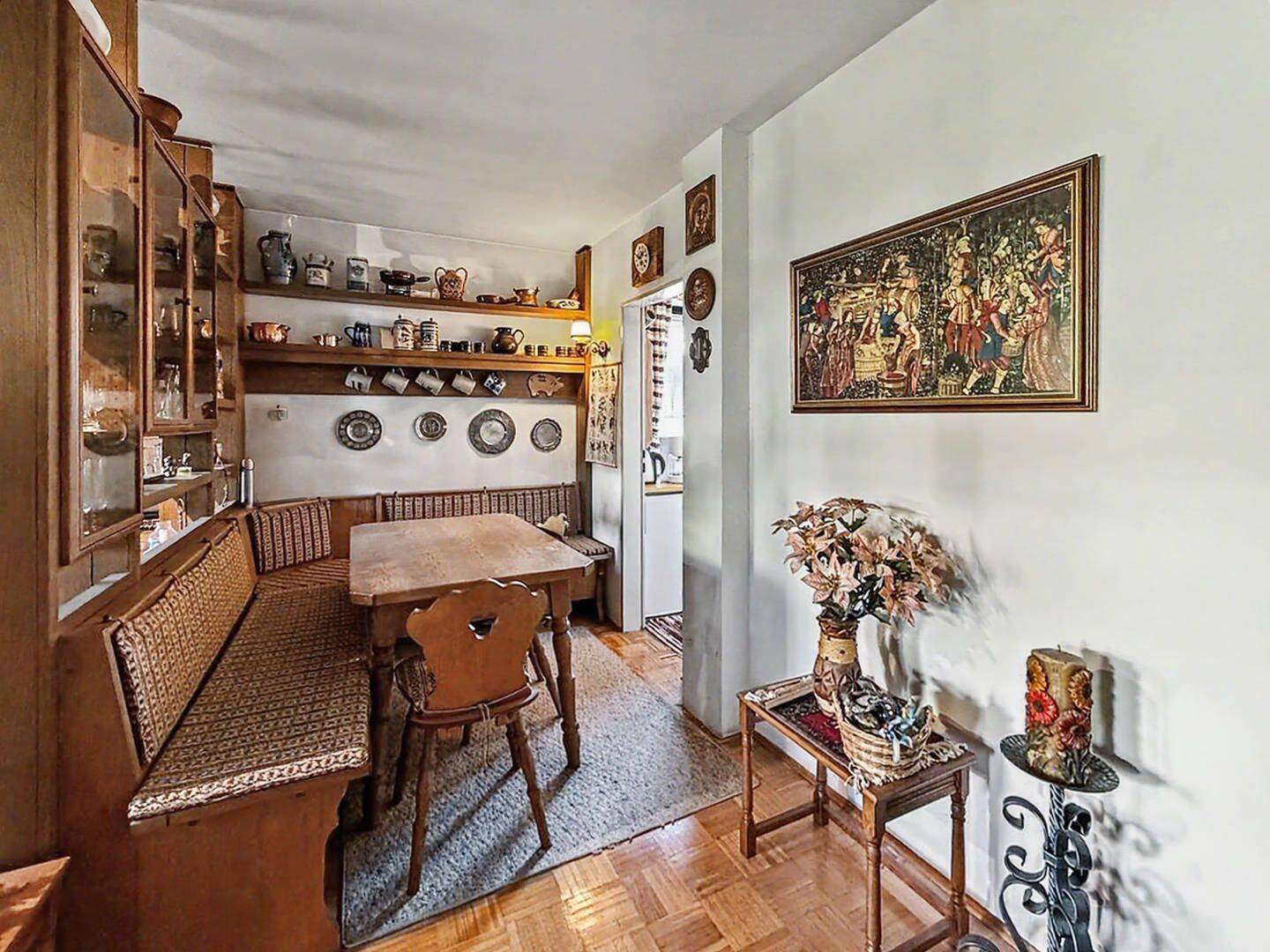 Sofort bezugsfrei: renovierungsbedürftige 2-Zimmer-Wohnung mit großzügigem, sonnigem Balkon! – 81673 München – Vorschaubild 5