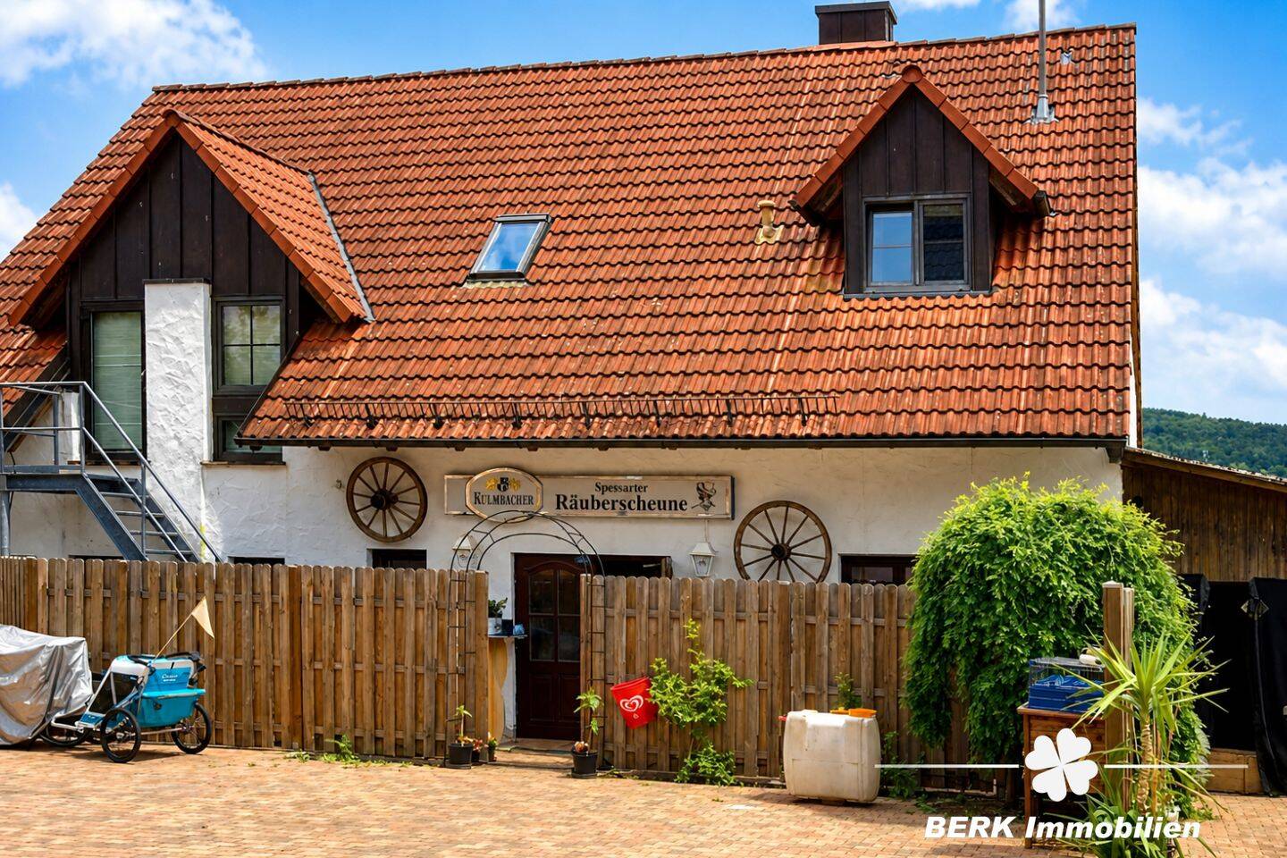 BERK Immobilien – Besonderes EFH mit großem Wintergarten und Garten in Eschau-Sommerau zu verkaufen, 63863 Eschau