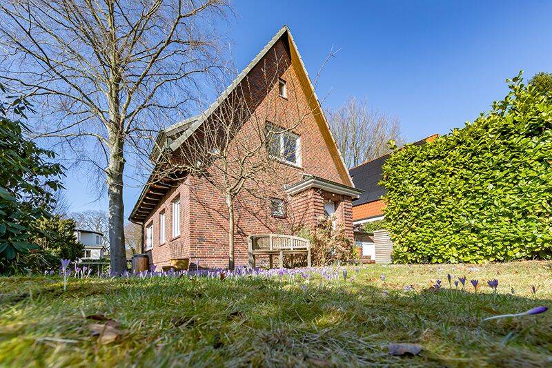 Modernisierte, kleine Rotklinker-Villa: Ihr neues Zuhause in bester Lage! – 22607 Hamburg – Vorschaubild 3