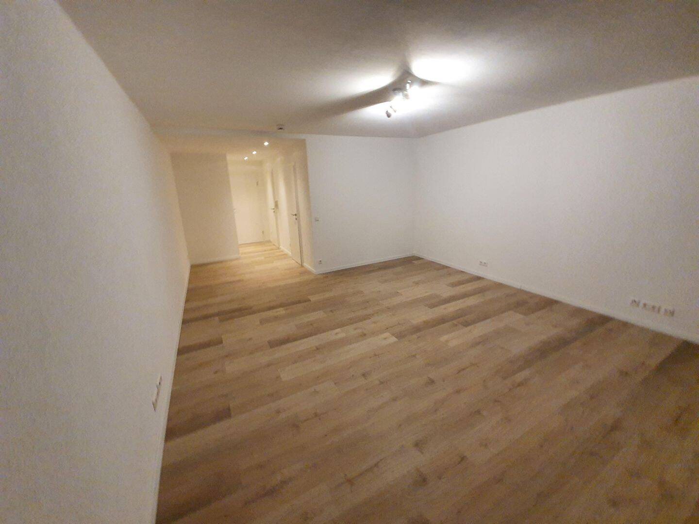 Helle 43 qm Wohnung – Mit EBK und Balkon – Rosenfeld, 72348 Rosenfeld