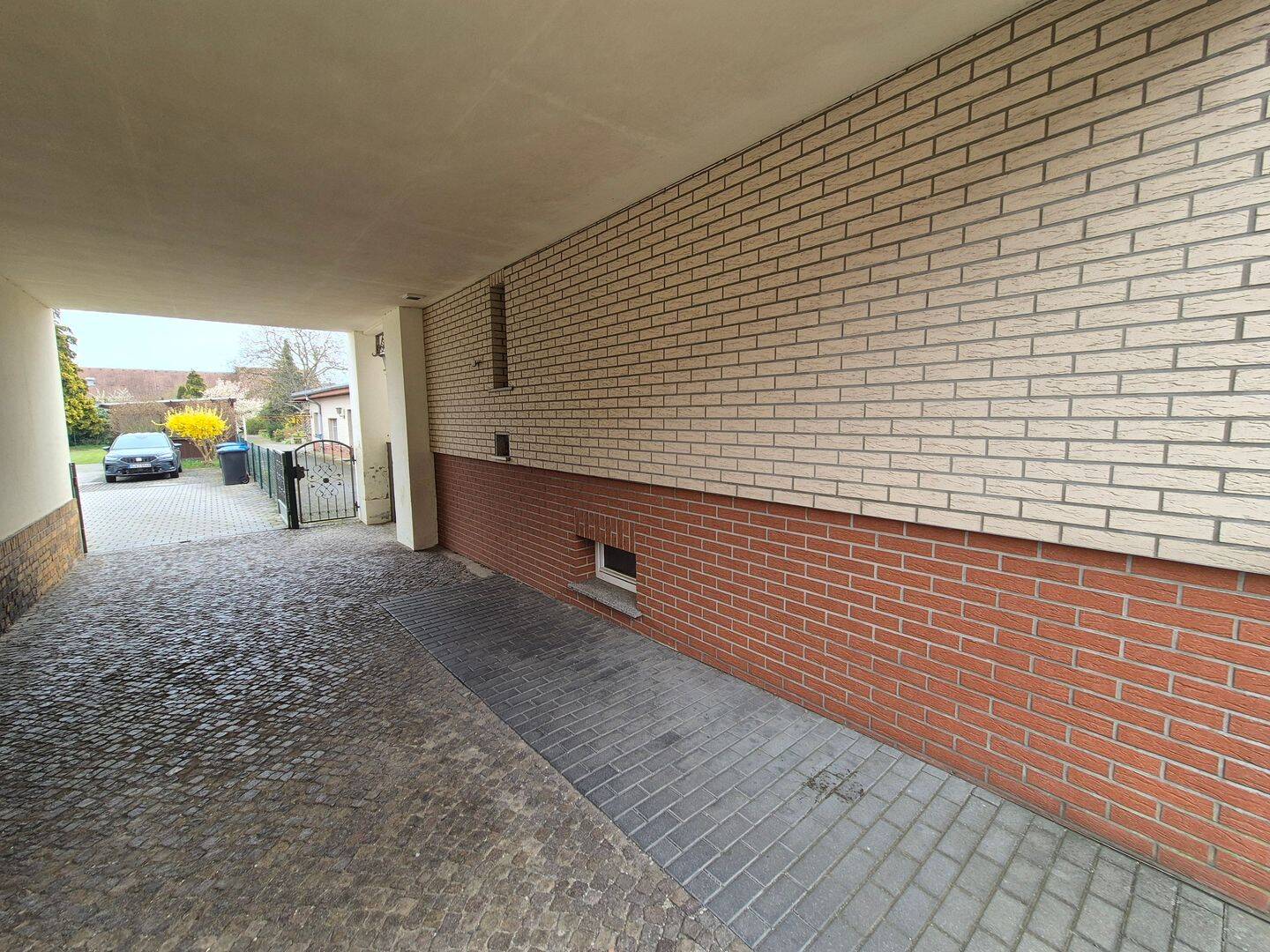 Reihenmittelhaus mit großem Grundstück und vielseitigem Nebengelass in Grimma Nerchau zu verkaufen!, 4668 Grimma