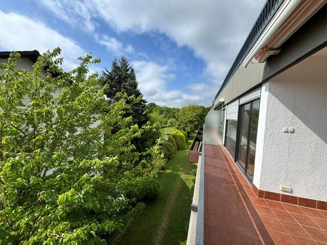 Wohnung mit Aussicht in absoluter Ruhelage von Friedrichsdorf!, 61381 Friedrichsdorf