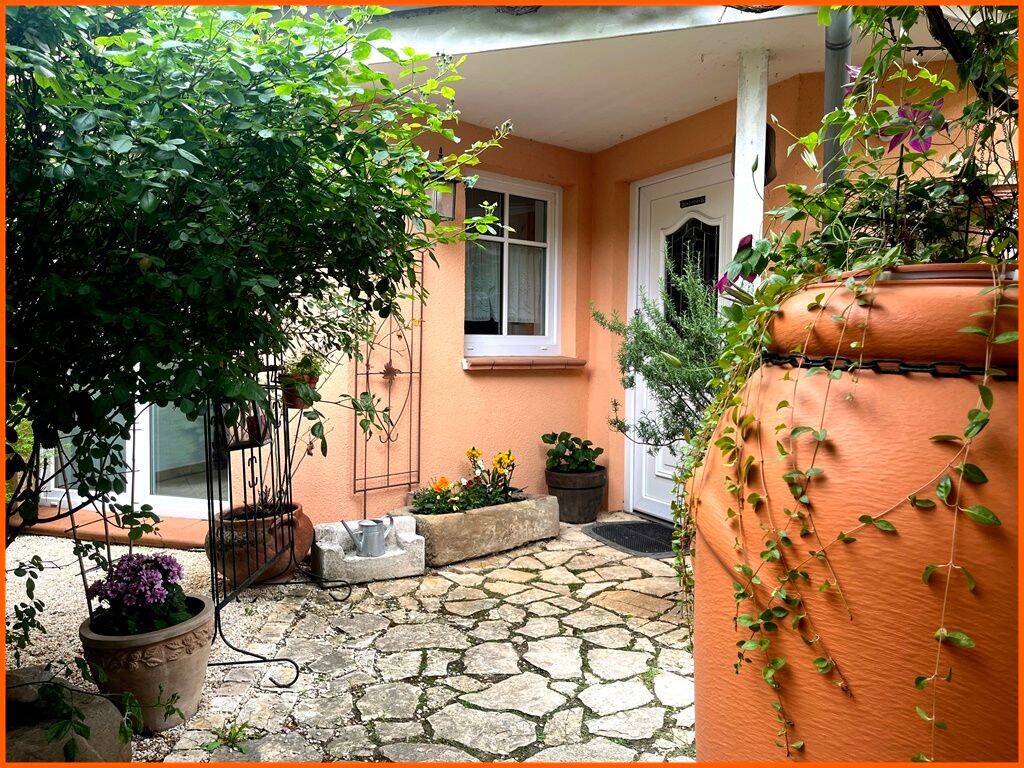 Hier erwartet Sie ein Hauch von südlichen Urlaubsflair: individuell gestaltete 115 m² große Maisonette!, 55545 Bad Kreuznach