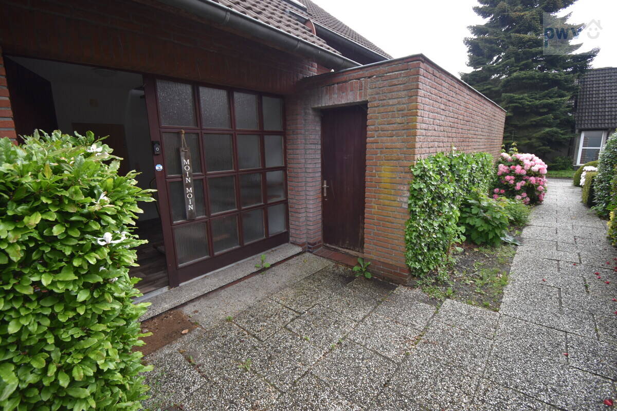 ankommen in Aurich-Haxtum – gepflegte DHH mit Garten & zwei Terrassen!, 26605 Aurich