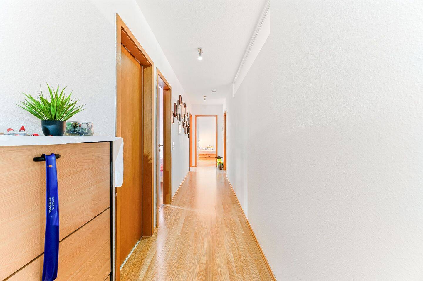 Großzügige 4,5-Zimmer-Wohnung mit zwei Balkonen & Aufzug in Maichingen, 71069 Sindelfingen