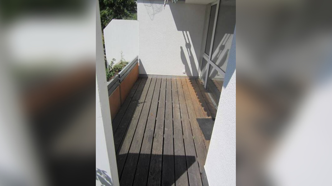 Top Lage! Renovierte 5-Zimmer-Wohnung mit großem Balkon sucht nette Mieter, 90491 Nürnberg