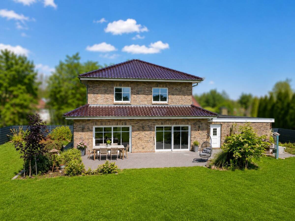 Modernes Einfamilienhaus mit 2.951 m² Grundstück in ruhiger Sackgassenlage, 26556 Westerholt