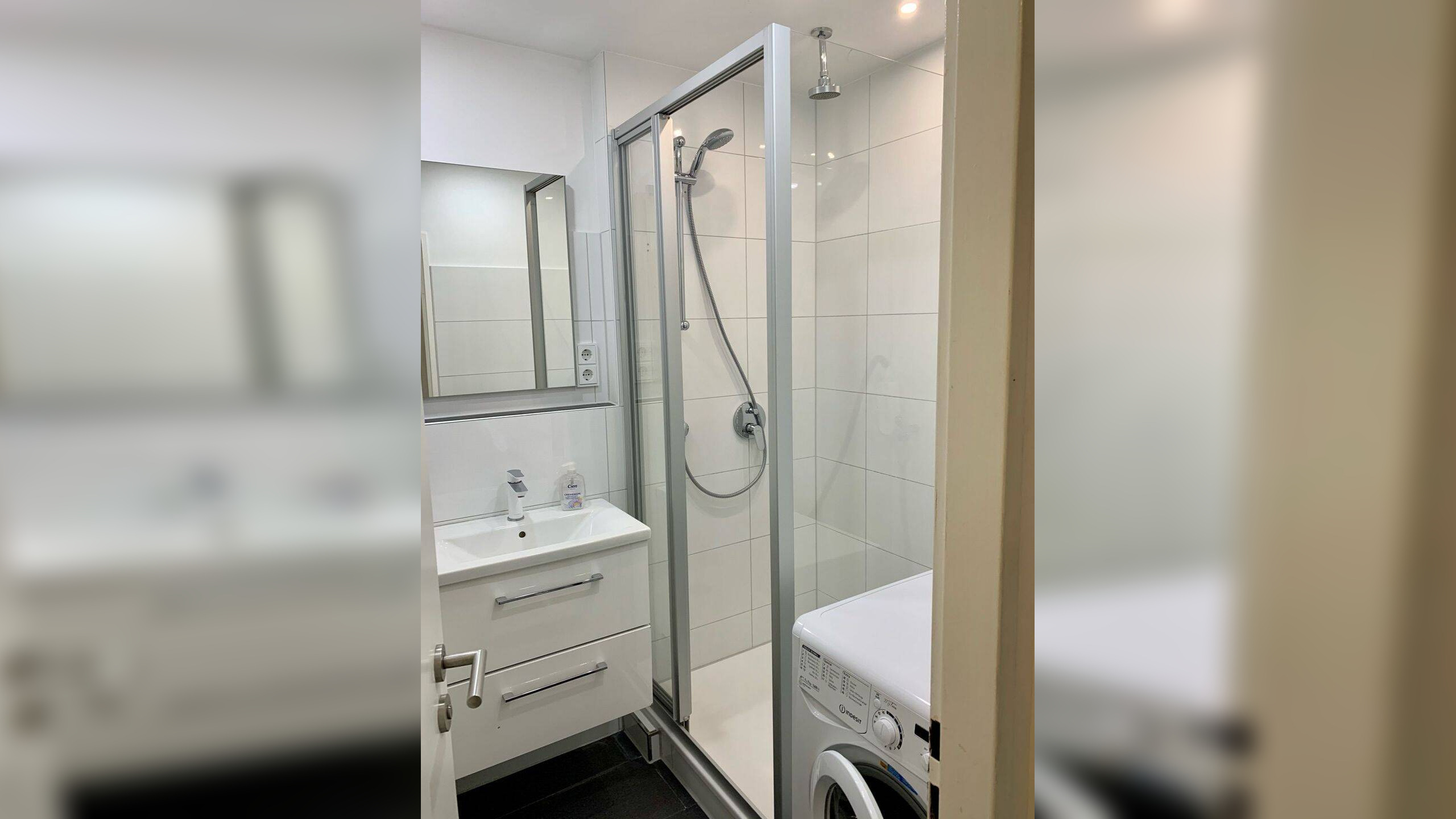 2 möblierte WG Zimmer in Spandau- ab sofort Zuhause, 13589 Berlin (Spandau Falkenhagener Feld Hakenfelde Kolonie Sandwiesen Kolonie Waldessaum)