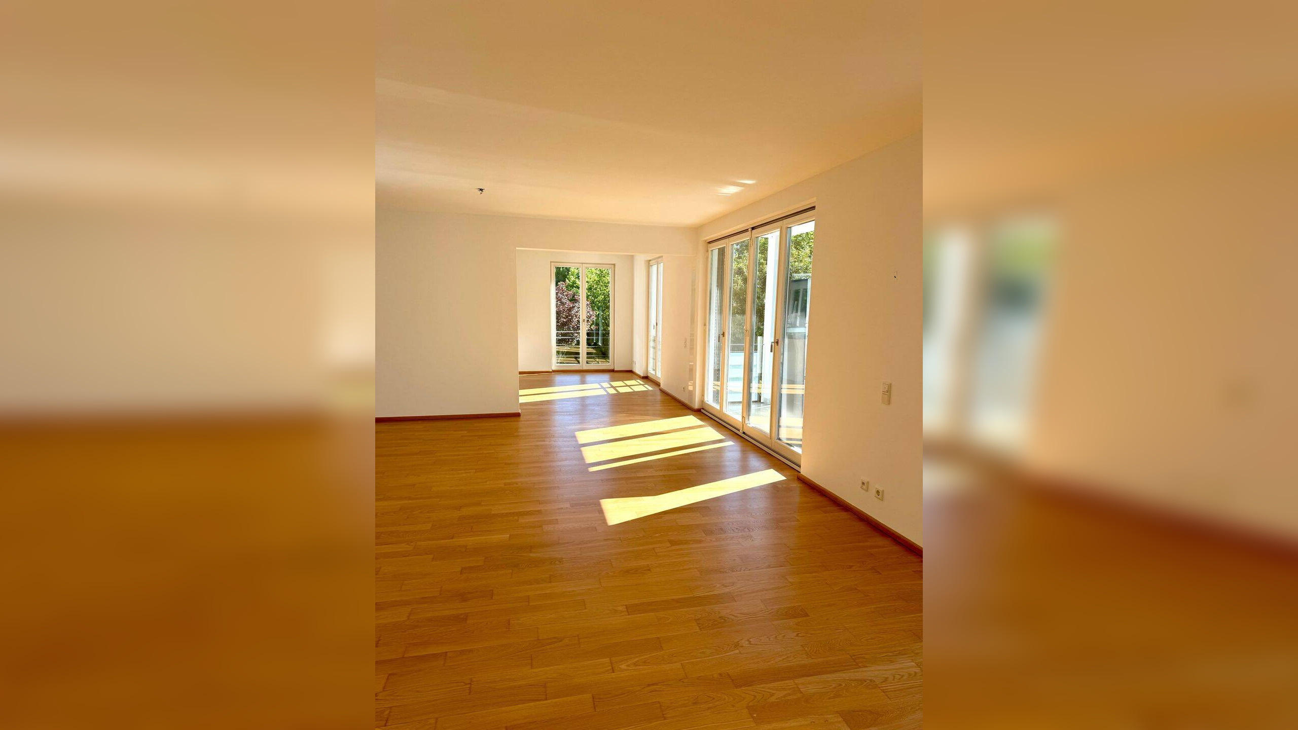 Stilvolle 4-Zimmer-Wohnung mit zwei Balkonen und Einliegerfläche – München – Vorschaubild 3